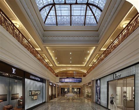 versace dlf emporio
